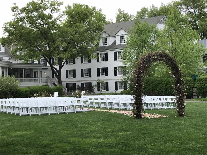 Woodstock Inn - Outdoor Wedding Arch and Chairs