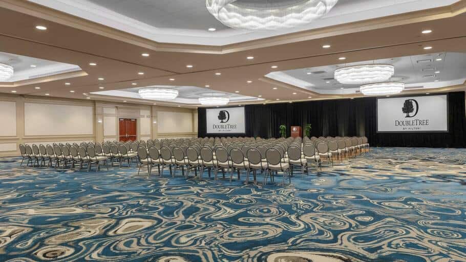 DoubleTree by Hilton Burlington - Emerald Ballroom Conference Room