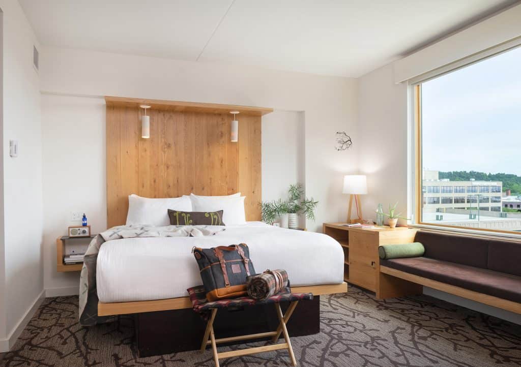 Hotel Vermont - Deluxe King Bedroom