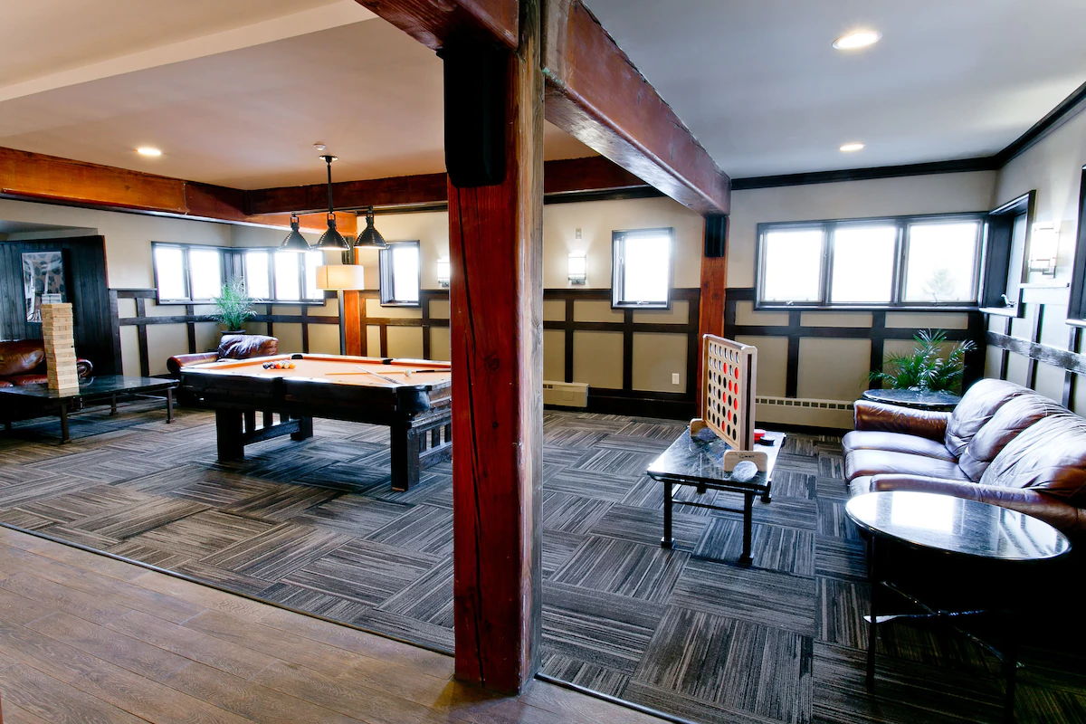 Killington Mountain Lodge - Game Room with Billiards