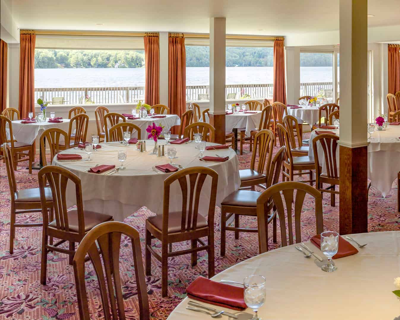 Lake Morey Resort - Dining Room with Lakeview