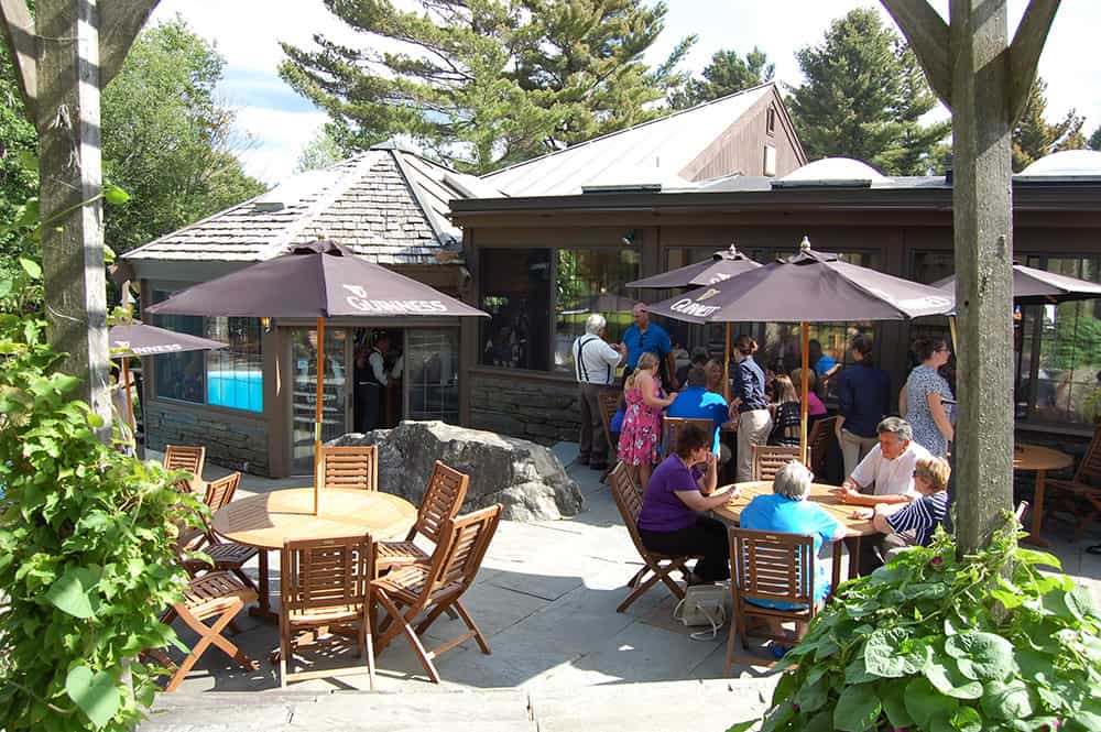 Summit Lodge - Odwyers Outdoor Dining