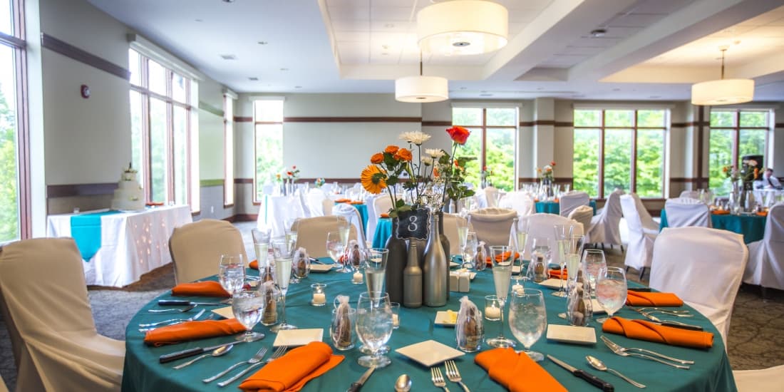Burke Mountain - Indoor Wedding Reception Dining Tables