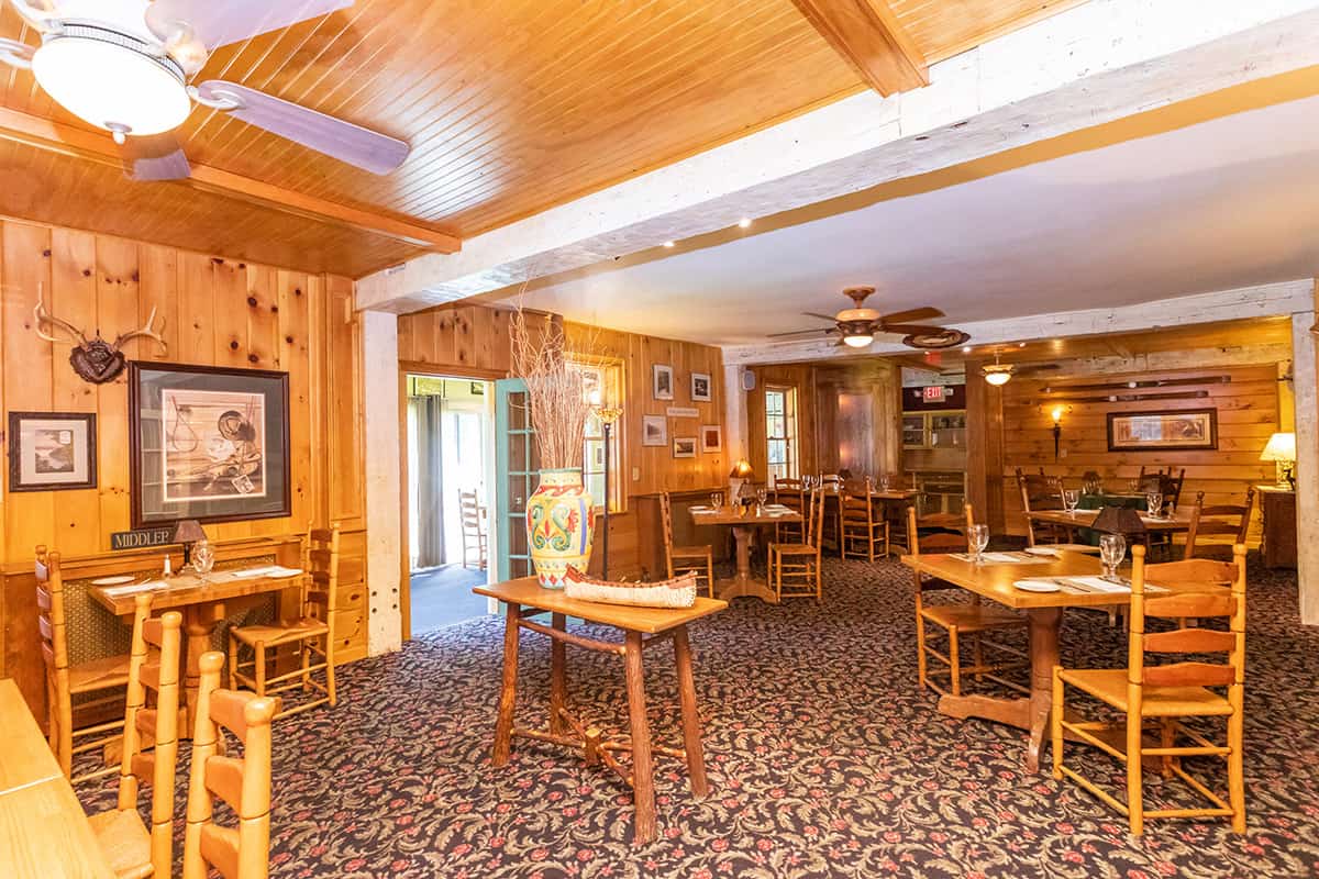 Waybury Inn - Restaurant Dining Room