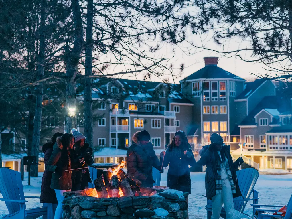 Holiday Inn Club Vacations at Ascutney - Winter Firepit with Family