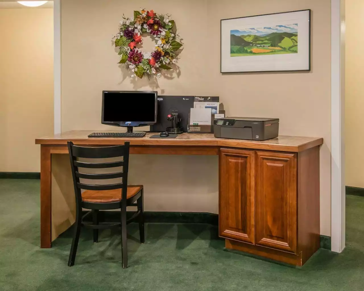 Quality Inn at Quechee Gorge - Business Center with Computer Access