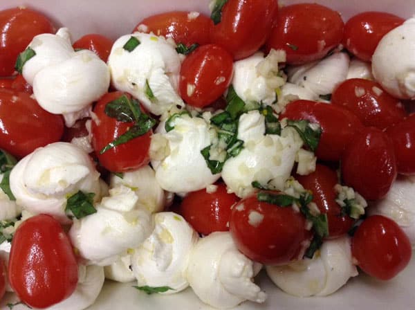Al Duccis - Mozarella with Tomatoes