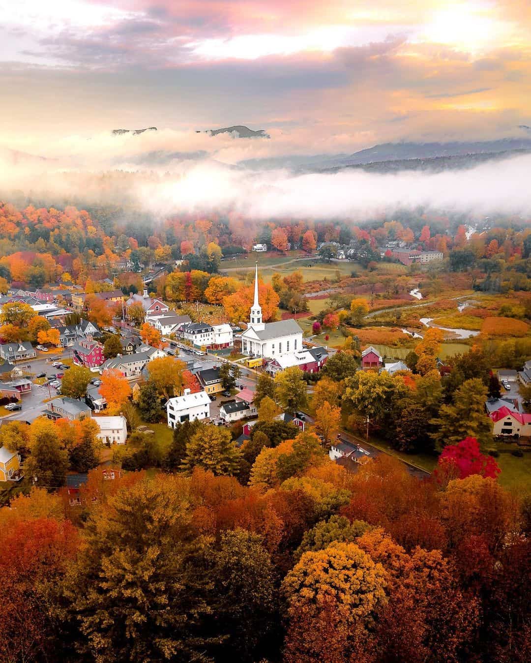 Will_Zimm_3:21:23 Stowe Vermont Arial Photo in Foliage