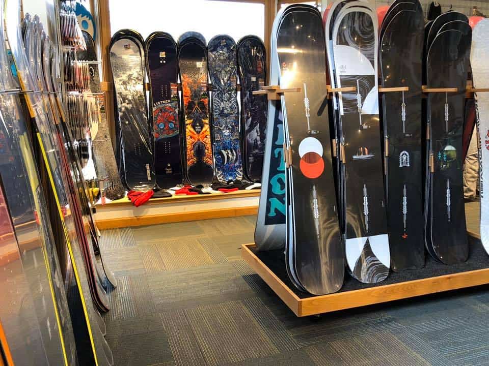 Mountain Riders Snowboard Display Rack