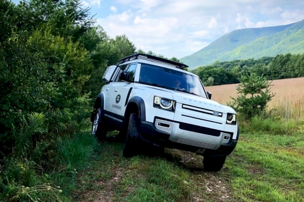 Equinox Resort - land_rover_experience_vermont.600x400