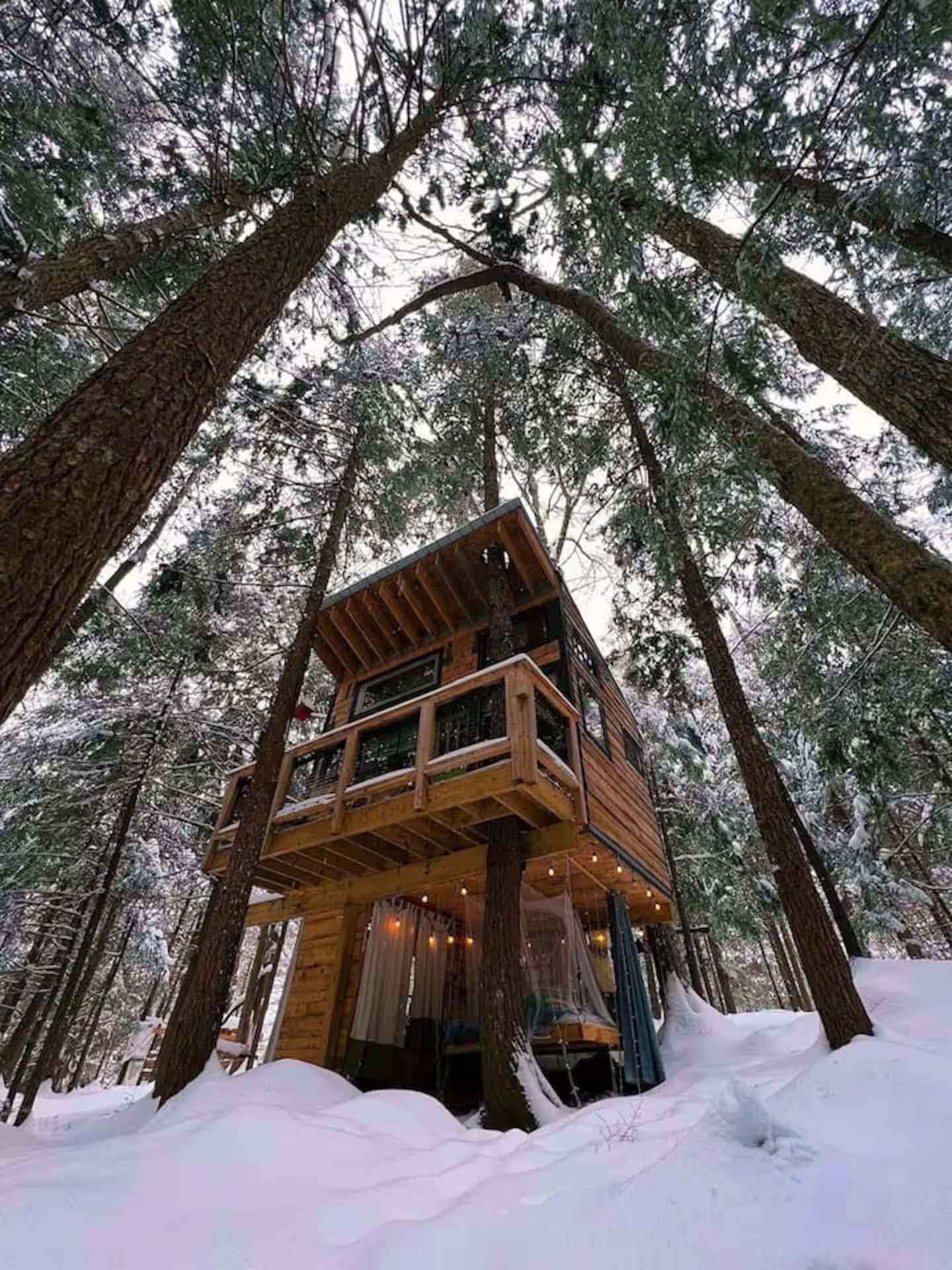 Stone City Treehouse – Cozy Streamside Escape in Hardwick | Vermont.com