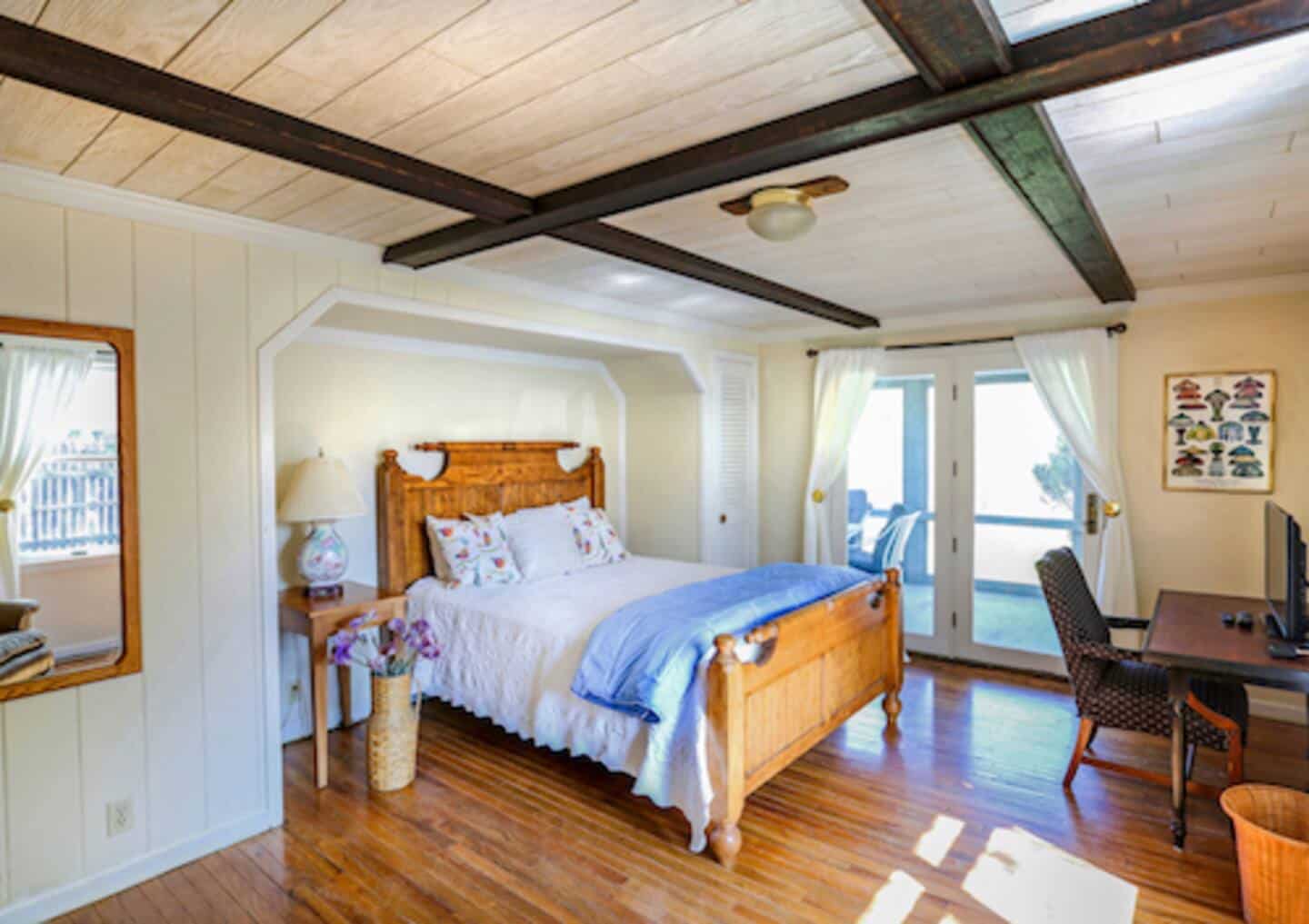 5 Bedroom Home w: Private 3-Acre Park in Manchester Village 23a47ca4-982e-4196-9b33-f45fe2d90303