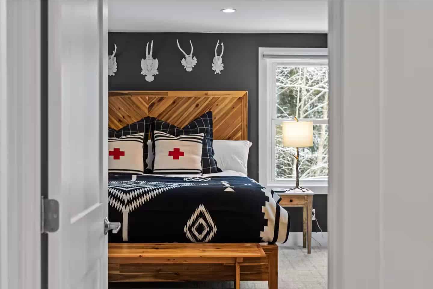 Stowe Country Cabin – Stylish Private Getaway New-Stowe-Country-Cabin19