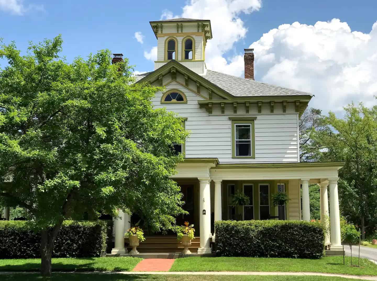 The Annex at Bullfrog Hall – Historic District Gem 956460e5-b058-47cf-b842-c081fd6714f0