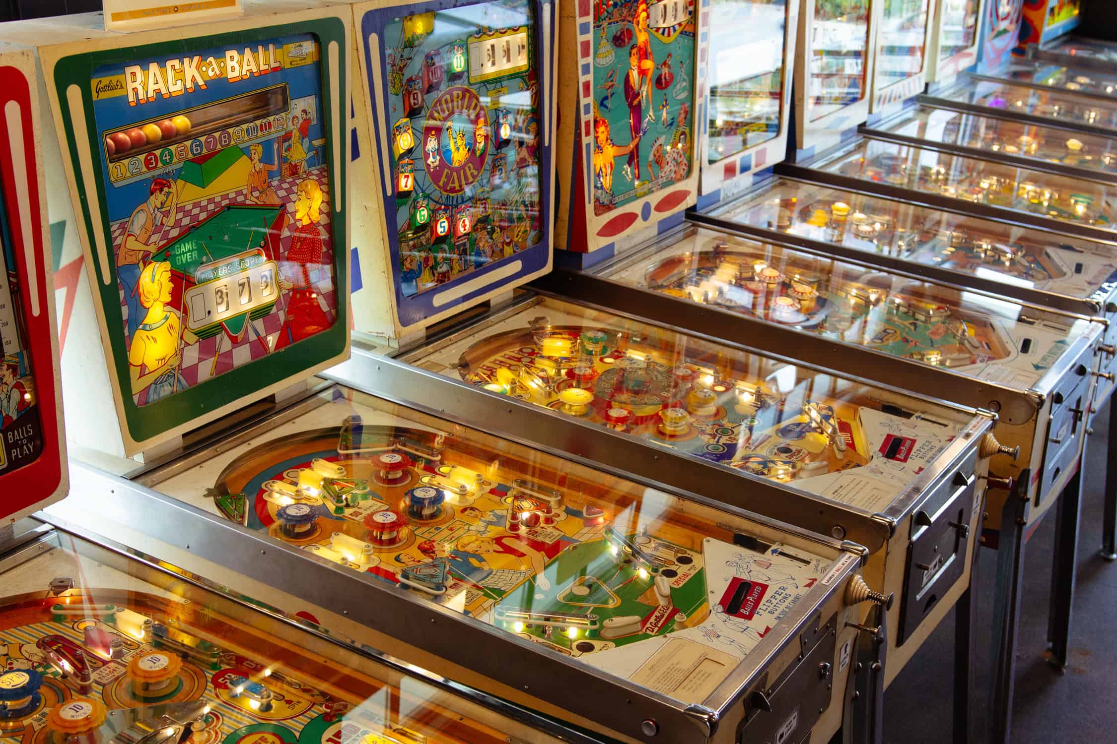 Fun Pastime Pastime Pinball: Part time machine, part museum, all fun. | Vermont.com