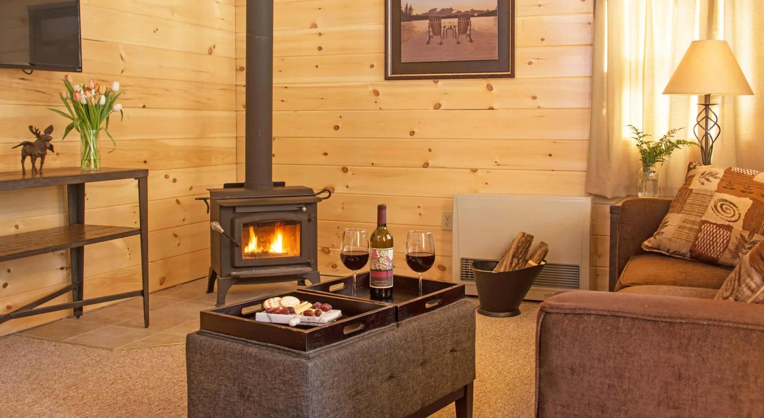 Sterling Ridge - Romantic 1-bedroom-cabins-slide-6