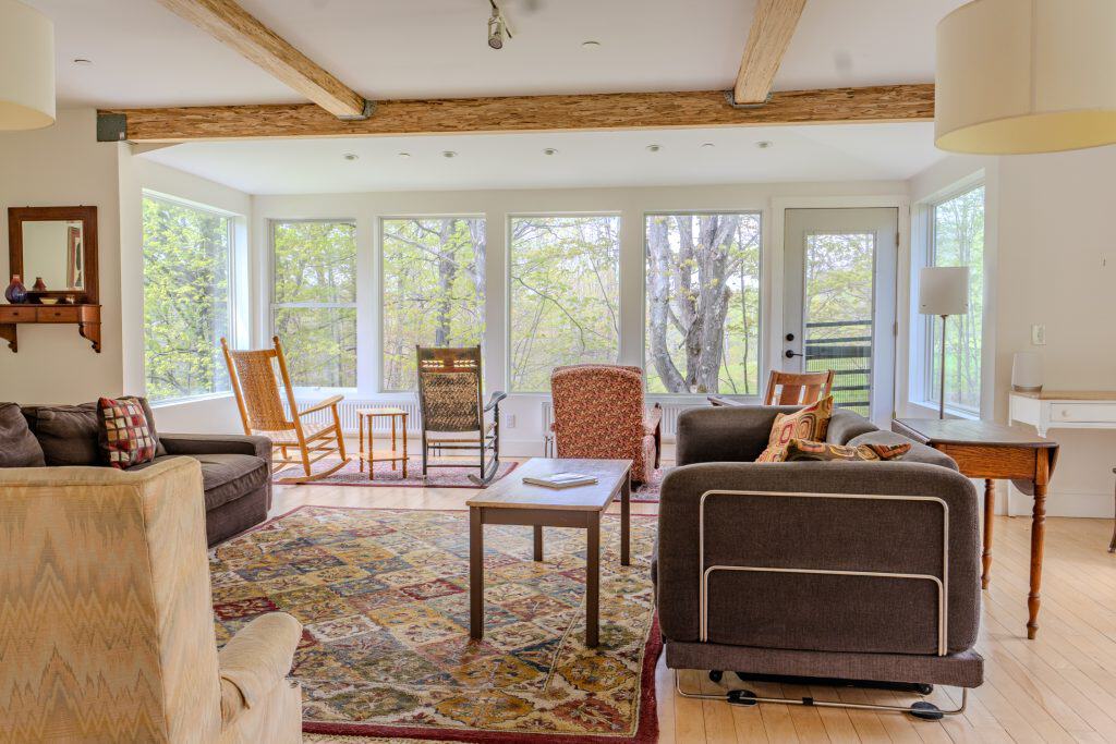 Flower Brook Farm - Historic 9-Bedroom Farmhouse on 300 Acres