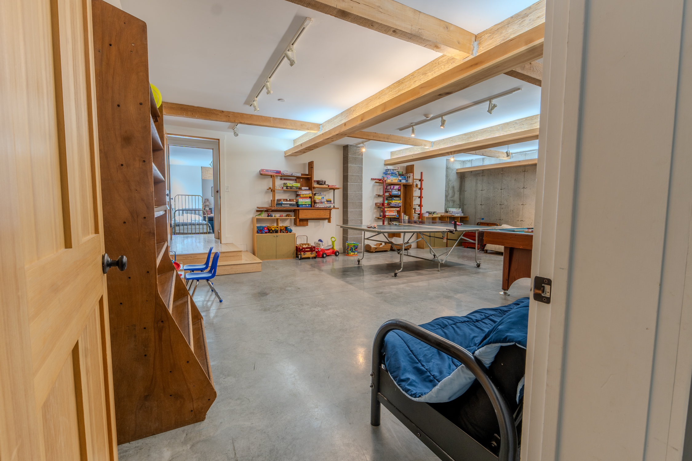 05-08-26 - Flower Brook Farm - Interior and Details-18