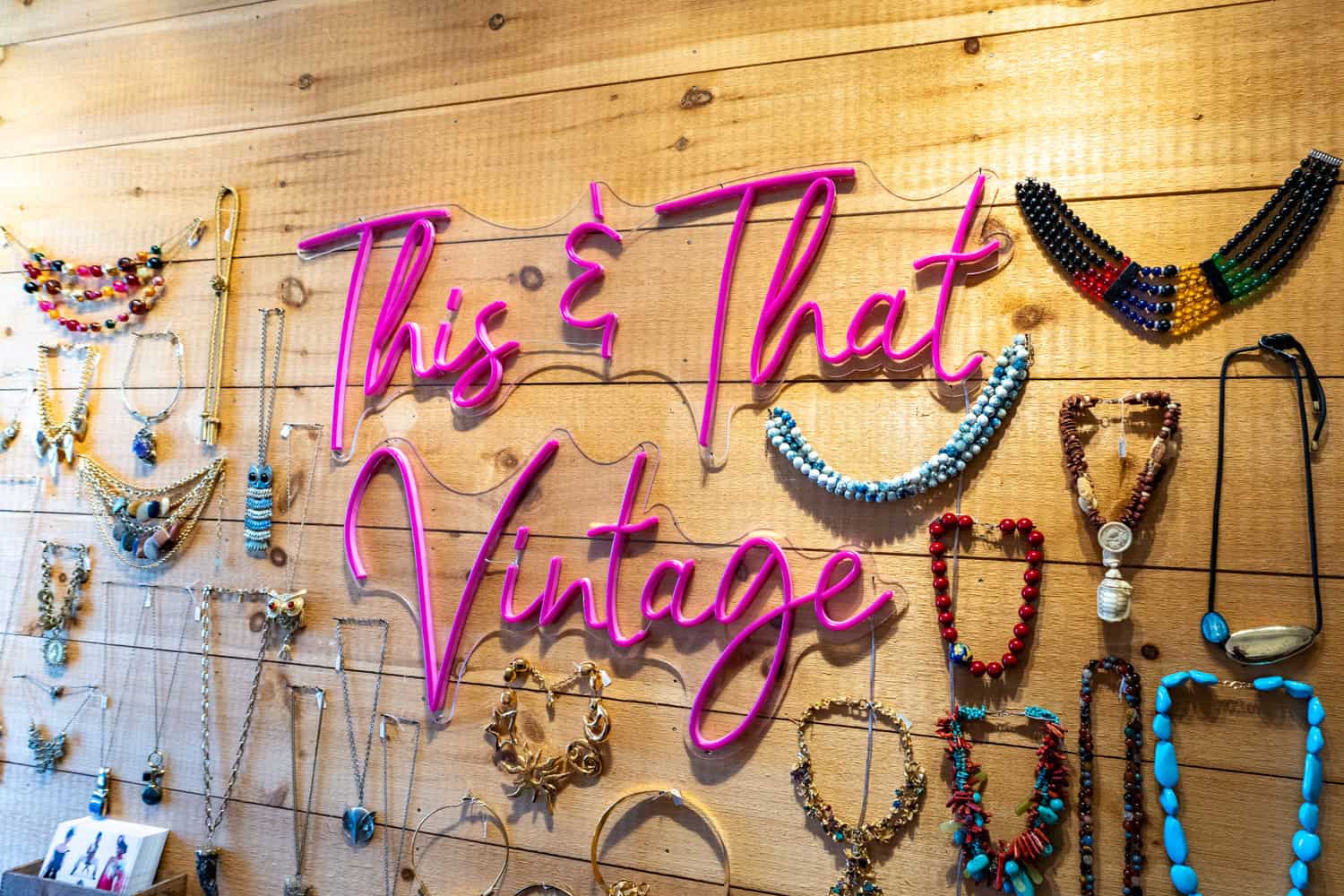 2026-06-03 - This and That Vintage-77